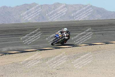 media/Oct-13-2025-Moto Forza (Mon) [[a66d839500]]/3-B Group/Session 2 (Bowl)/
